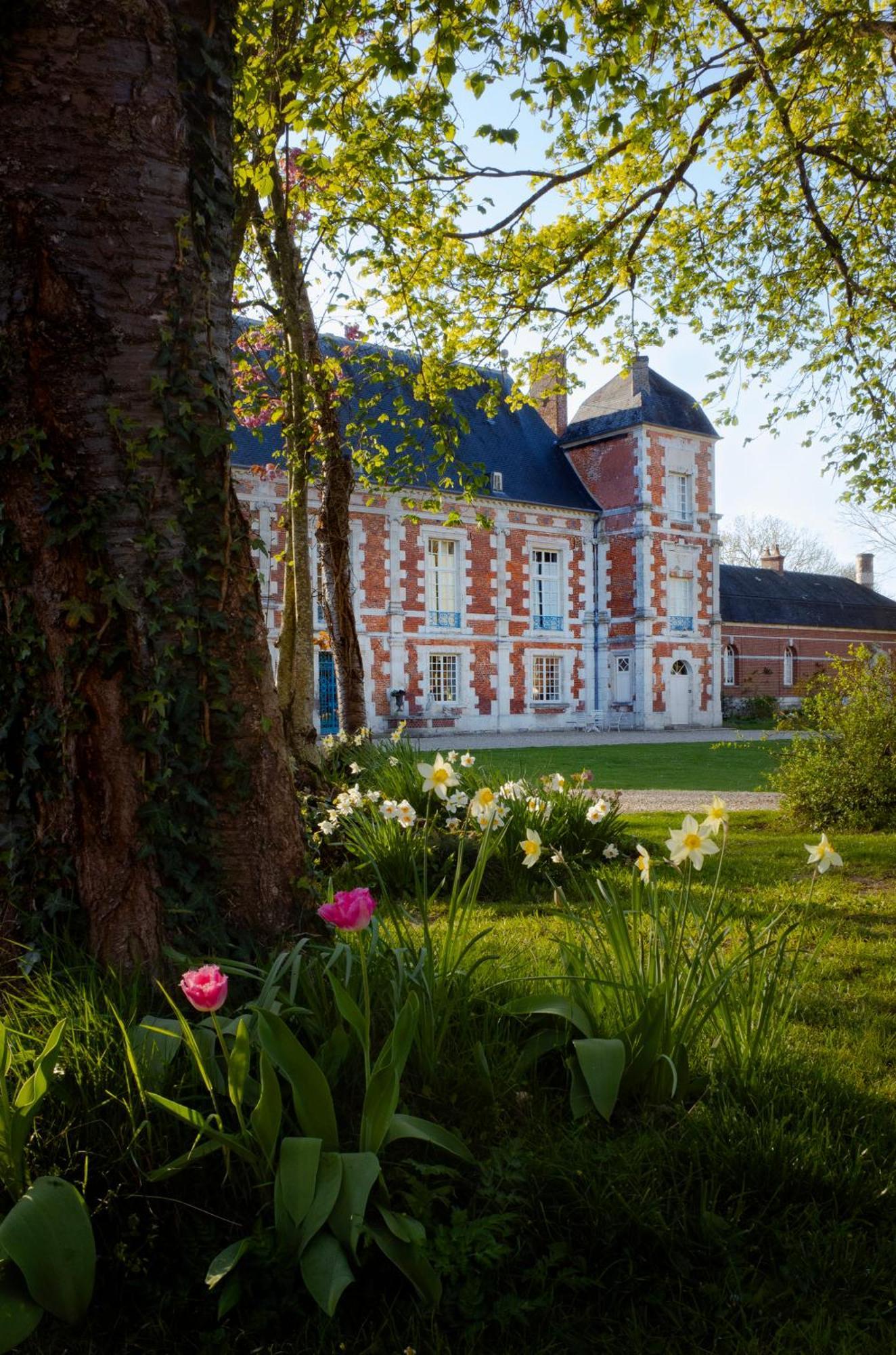 Le Chateau De Bonnemare - Bed And Breakfast 厄杜庞 外观 照片